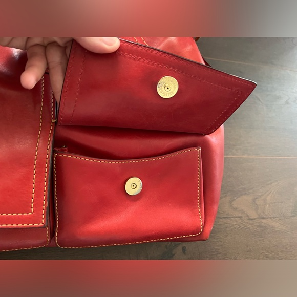 Dooney & Burke Vintage Kingston red leather Hobo Bag - Picture 7 of 16